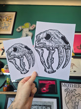 Smilodon Skull Print